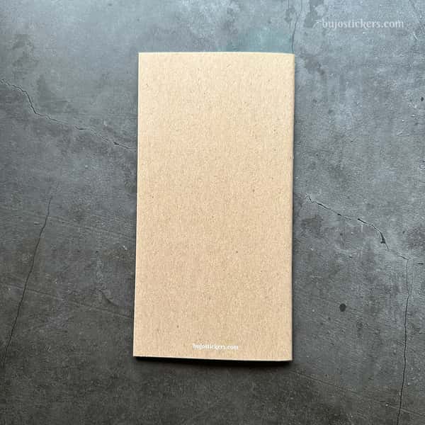 Skrivhäfte med prickade sidor. Häftad Traveler's notebooks insert Regular/standard.