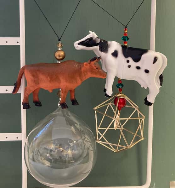 Pynt / julgransdekoration  – ko / kossa / tjur