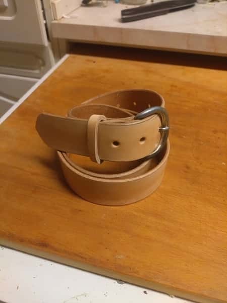 Bälte i 3 mm läder