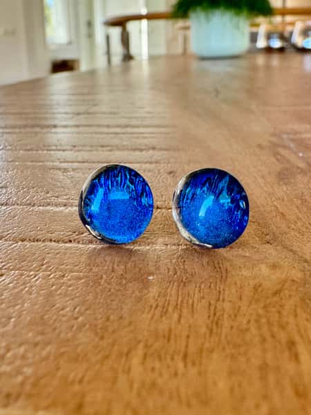 Fiery blue stud earrings (11 mm) - stainless steel posts