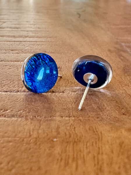 Fiery blue stud earrings (11 mm) - stainless steel posts