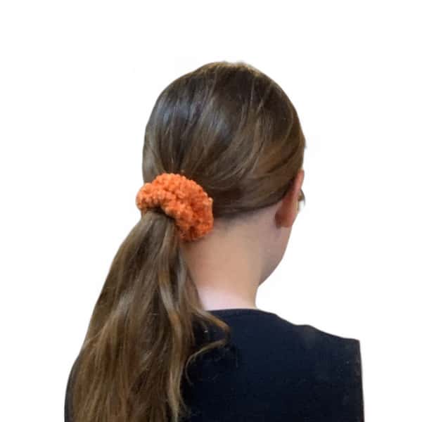 Stickad Halloween Scrunchie Set - Handgjort Hårsnodd