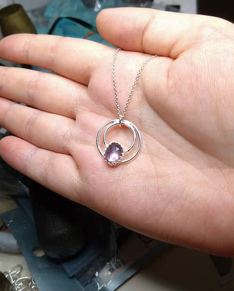 halsband i sterling silver med spinell