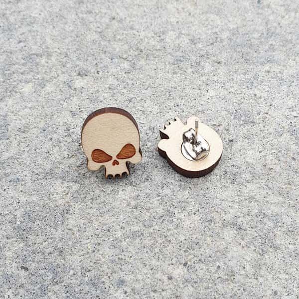 Örhängen, Stift, Skully