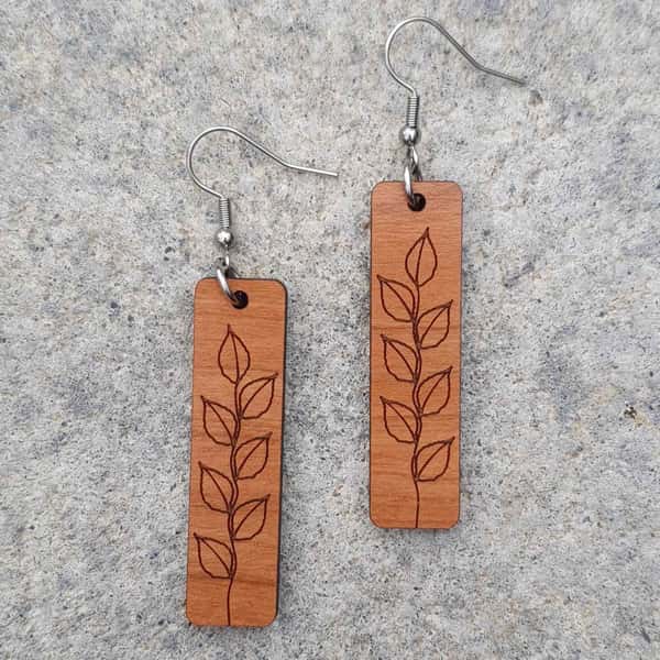 Örhängen, Scarlett