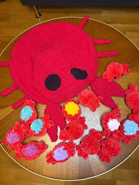 🦀 Virkad memory med söta krabbor! 🧶