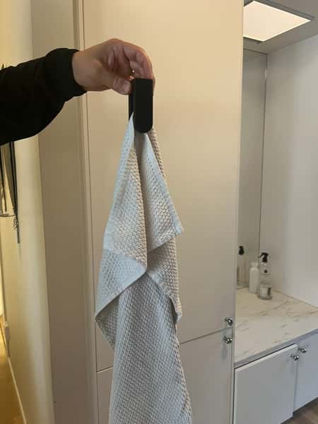Snygg & Smart Väggkrok – Modern design för hemmet!