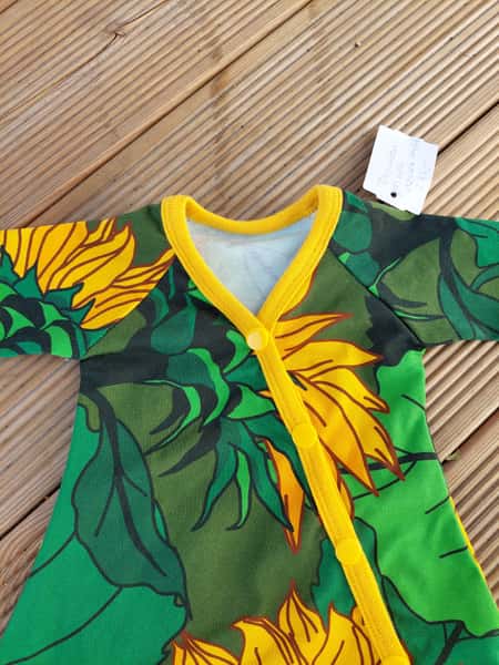 Prematurdress storlek 44/46