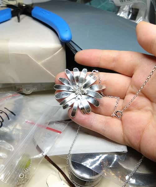 sterling silver halsband med stor blomma