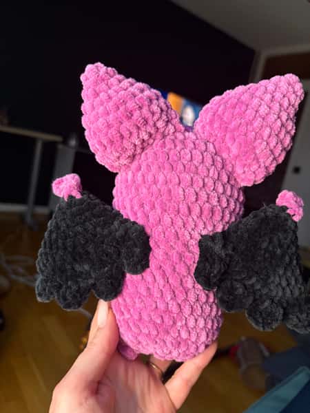 🦇 Virkad fladdermus – handgjord med kärlek!