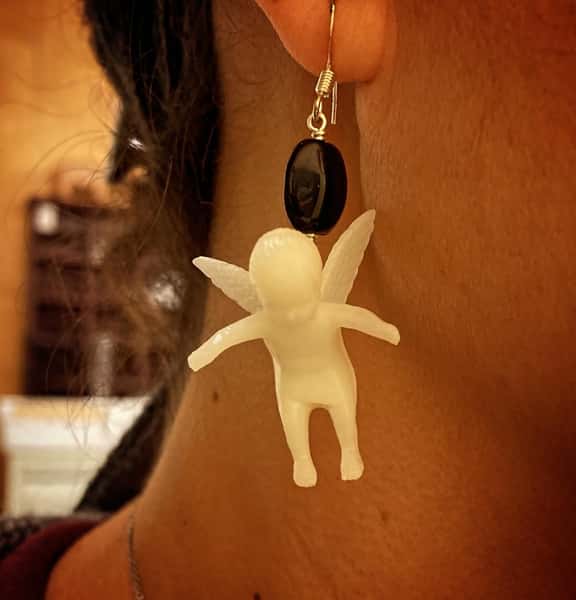 Örhängen av återbruk – Självlysande spökänglar