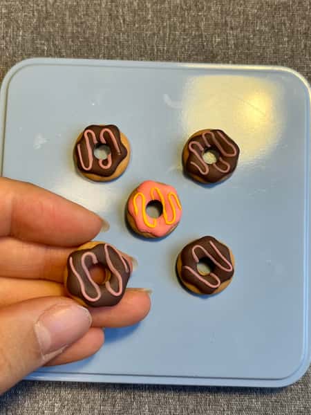 Färgglada donutmagneter 🍩💫