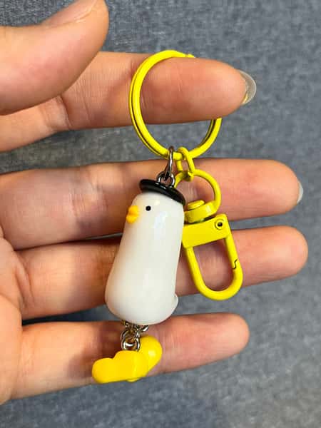 Handgjord ank-nyckelring med resinfinish! ✨