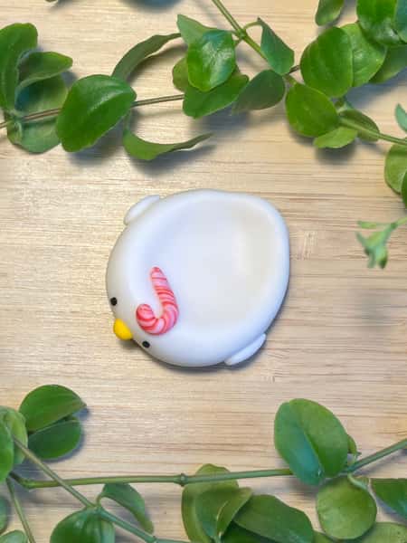 Handgjord oro-sten med polkakäpp – söt liten figur i polymerlera