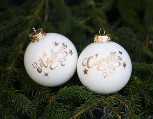 Julgranskulor med namn