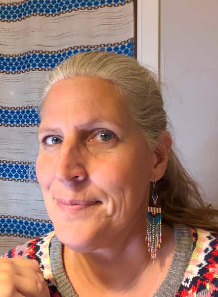 Långa och glittrande Miyuki-örhängen