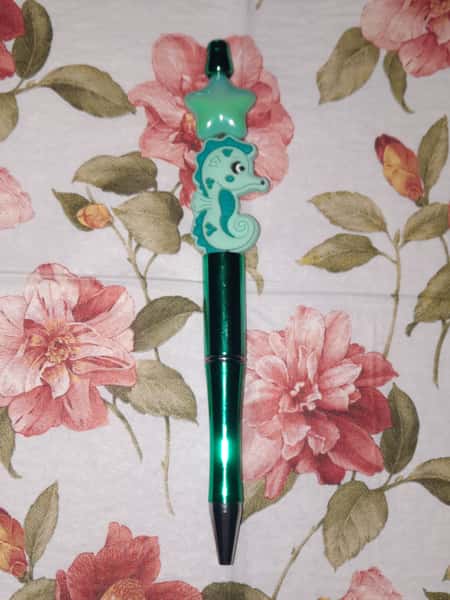 Bläckpenna med pärlor