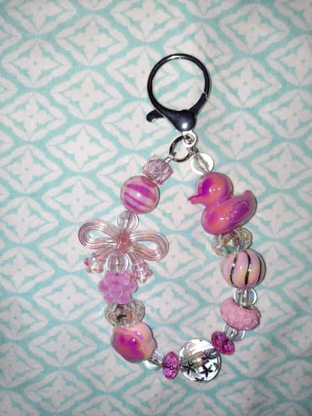 Väskaccessoar runt hänge