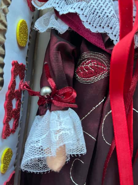 En docka, oförglömliga minnen.