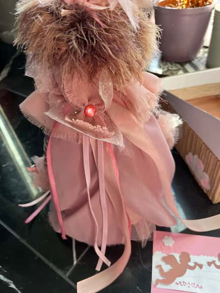 En docka, oförglömliga minnen.