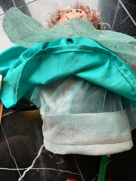 En docka, oförglömliga minnen.