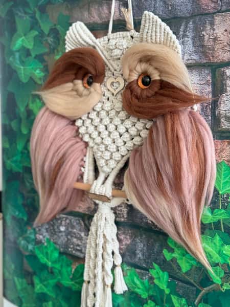 Handgjord Makraméuggla 🦉 – Unik dekoration