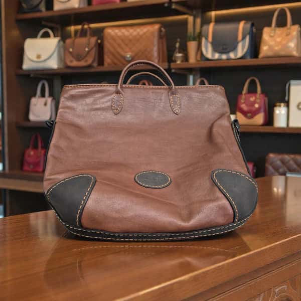 Väska i äkta läder