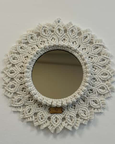 Makramé Boho-spegel – handgjord med rund design