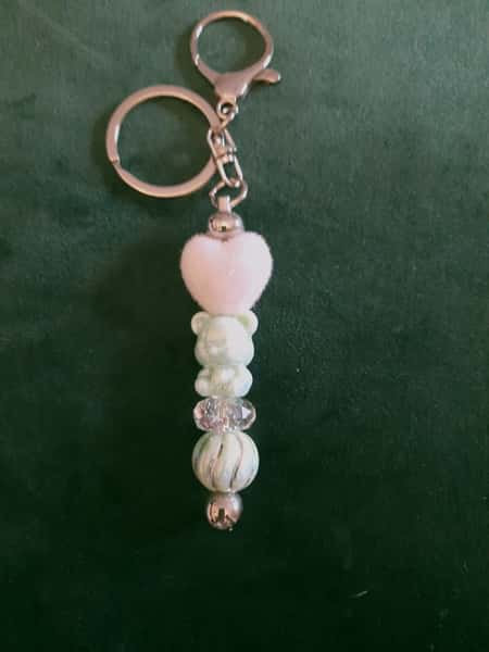 Väskaccessoar med nyckelring