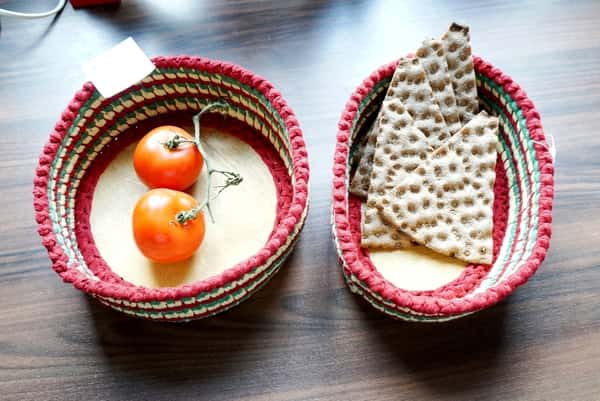 Själv virkade förvaringskorgar i set