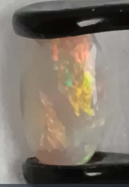 Opal on grey (multicolour)