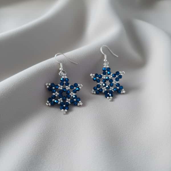 Snöflingsörhängen - Handgjorda pärlörhängen