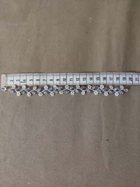 Smyckesset - Armband & Örhängen i Blå & Vita Pärlor