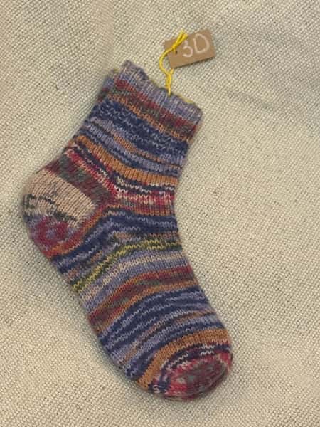 Varma och smidiga handstickade sockor storlek 30