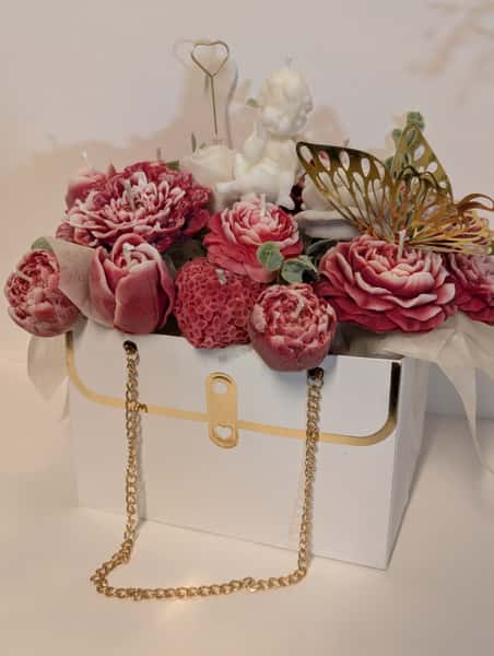 Blomsterarrangemang av sojavax ljus