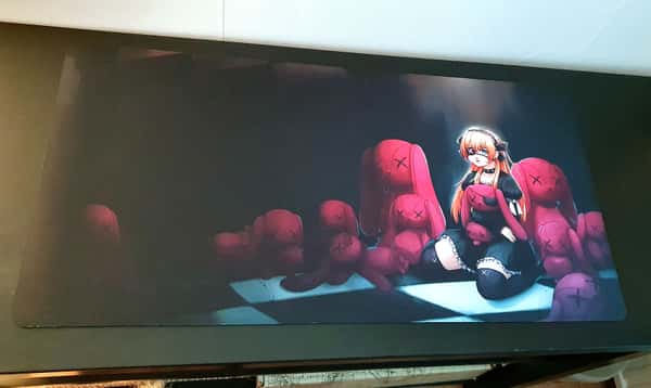 Alice i underlandet, goth version musmatta