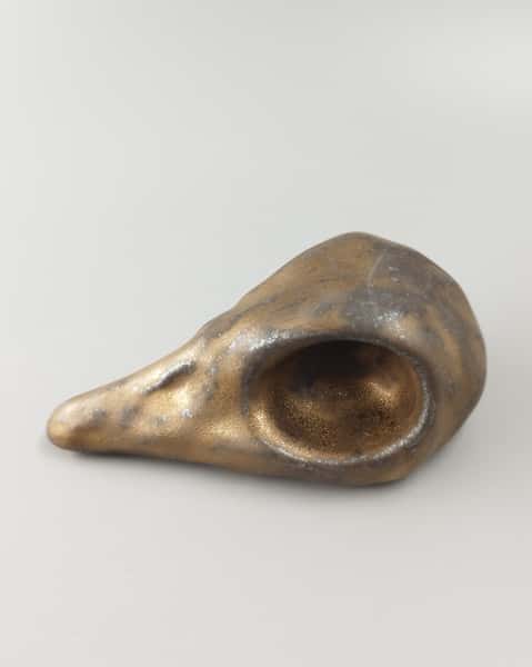 Fågelskalle i keramik