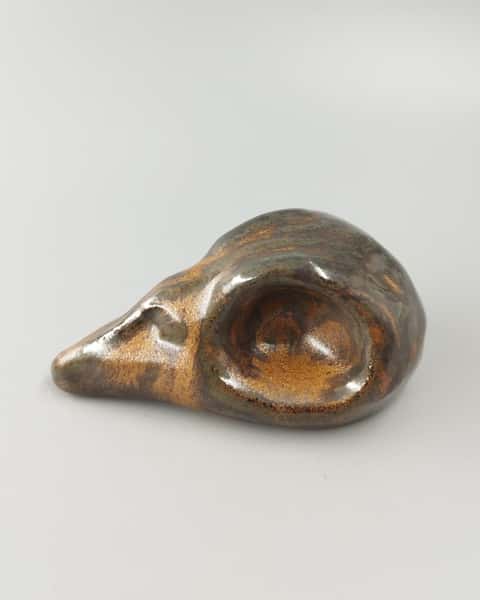 Fågelskalle i keramik