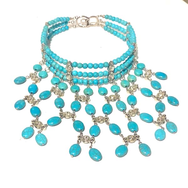 Vackert stort ädelsten halsband