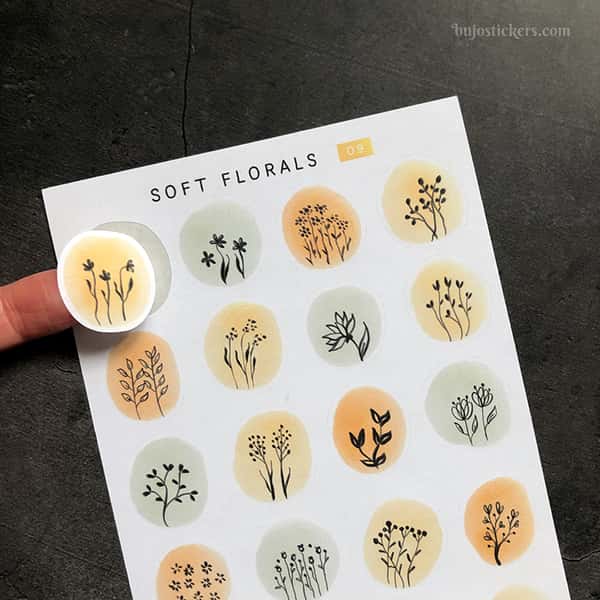Stickers – Silhuetter av växter och blommor på akvarellcirklar i milda färger