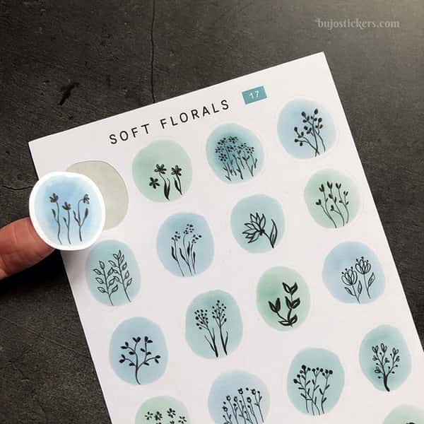Stickers – Silhuetter av växter och blommor på akvarellcirklar i milda färger