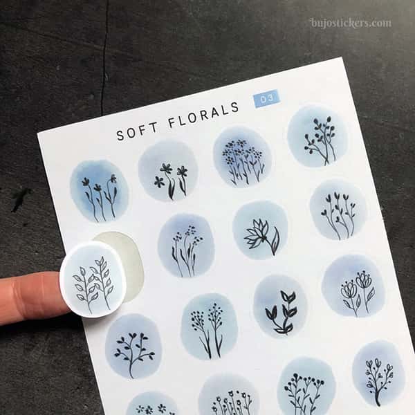 Stickers – Silhuetter av växter och blommor på akvarellcirklar i milda färger