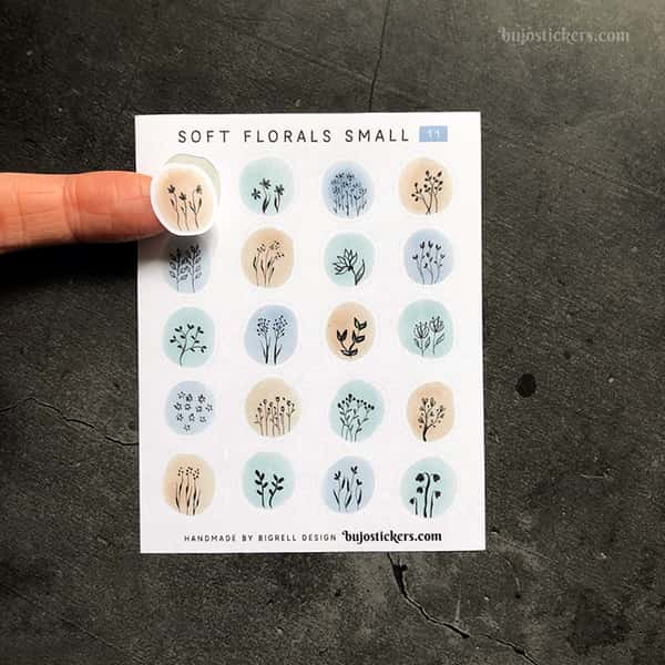 Stickers – Silhuetter av växter och blommor på akvarellcirklar i milda färger