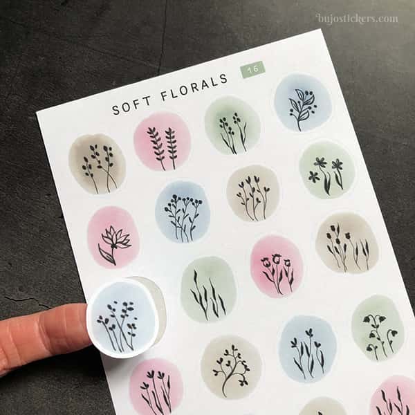 Stickers – Silhuetter av växter och blommor på akvarellcirklar i milda färger