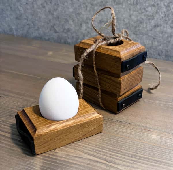 Äggkoppar i ek set med 4st