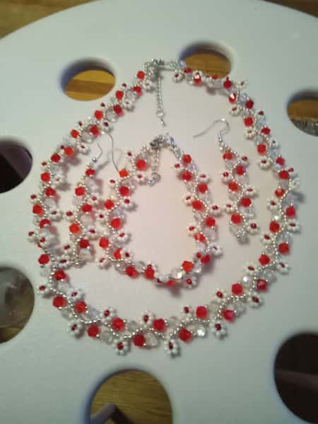 Smyckesset Dam  - Handgjort Halsband, Armband och Örhängen