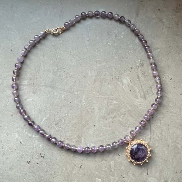 Ametist halsband