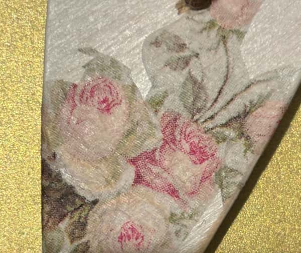 🌸 Handgjorda dekorationshjärtan med rosor – ReDesignByTess & Mikko