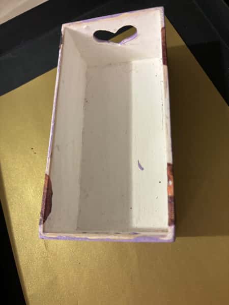 Handgjord Dekorationslåda – Unik Design