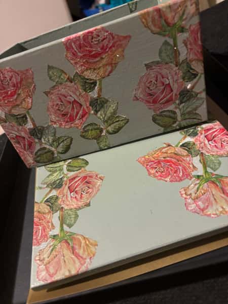 Handgjord Roslåda – Unik Smyckes- & Minnessakslåda